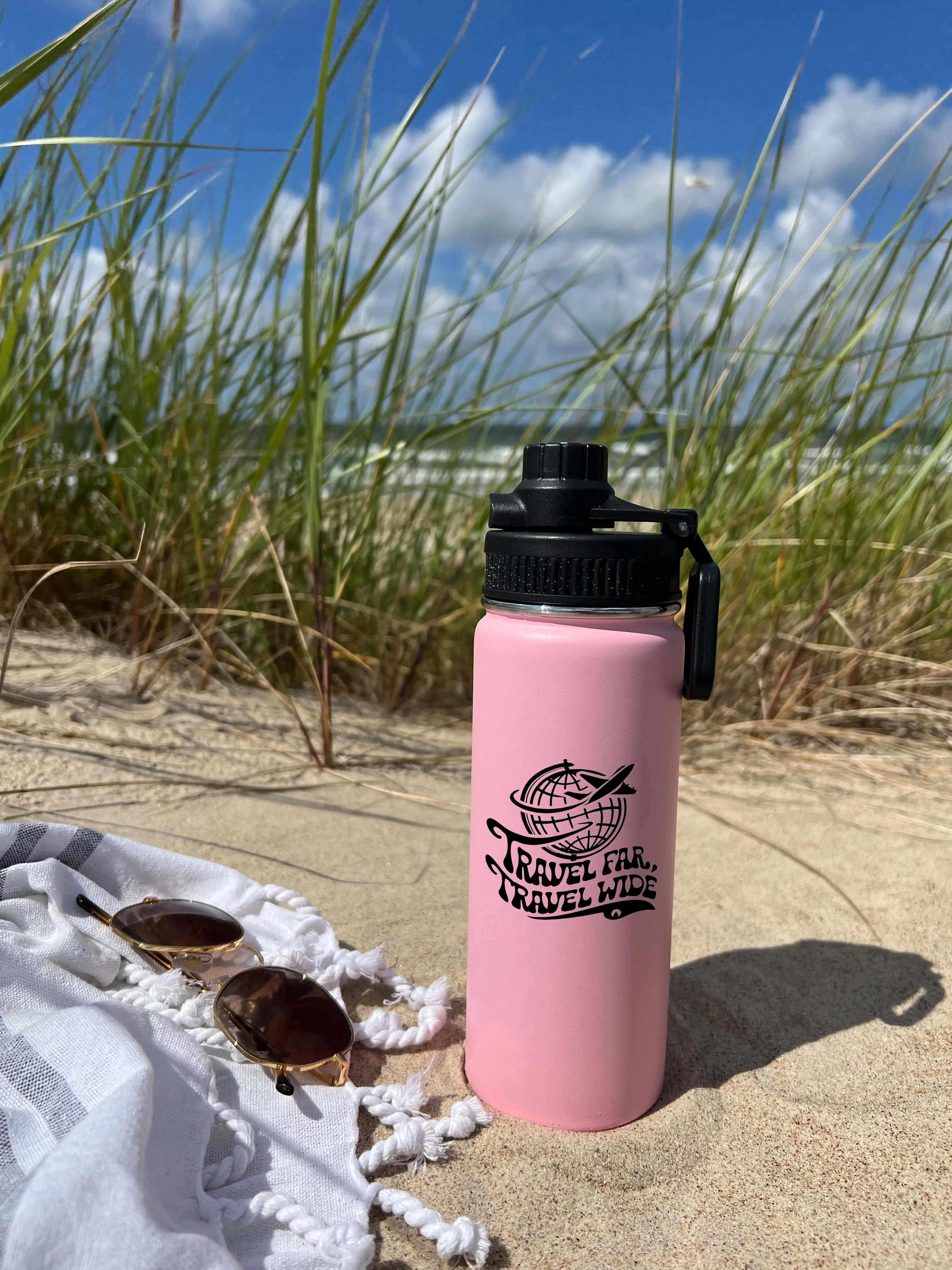 Traveling around World Sports Water Bottle 18/32 oz,  Stainless Steel Insulated Flasks, Custom Water Bottle, Name Bottle,  Keeps Cold 24 Hrs